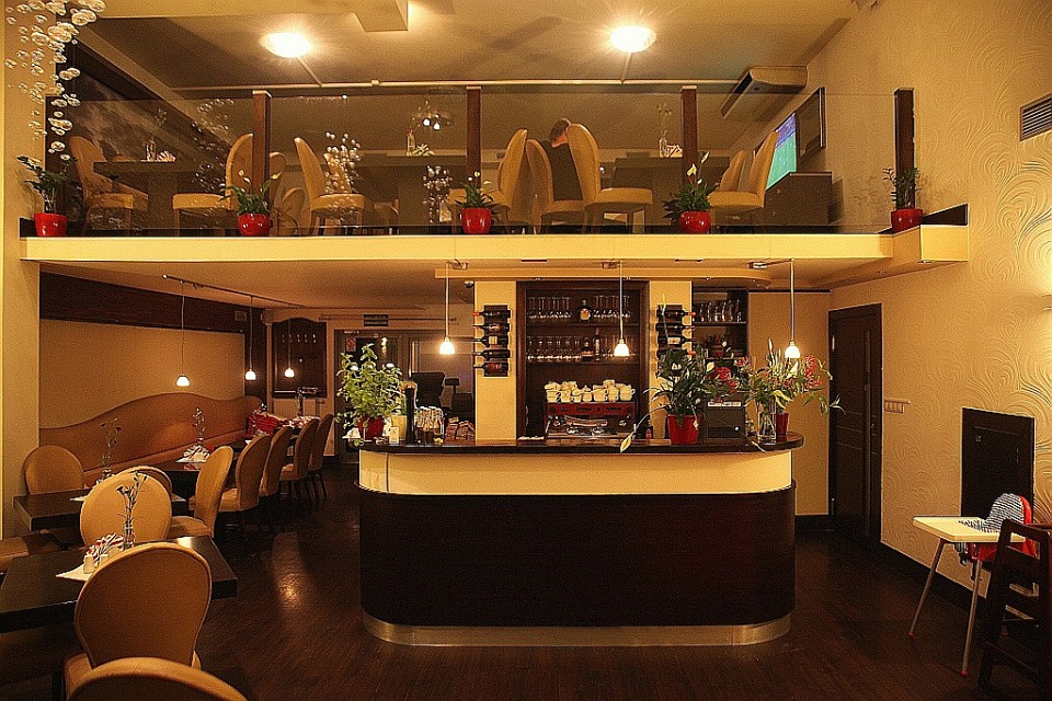 Mamma, papa, mi restauracja